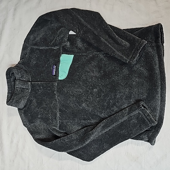 Patagonia Sweaters - Patagonia Synchilla pullover SnapT pullover snap buttons sz small